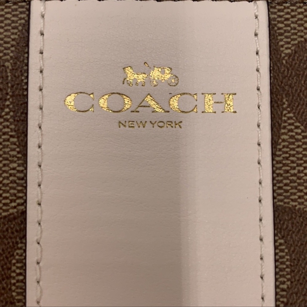 Corner Zip Wristlet In Signature Canvas KHAKICHALK - Picture 8 of 16